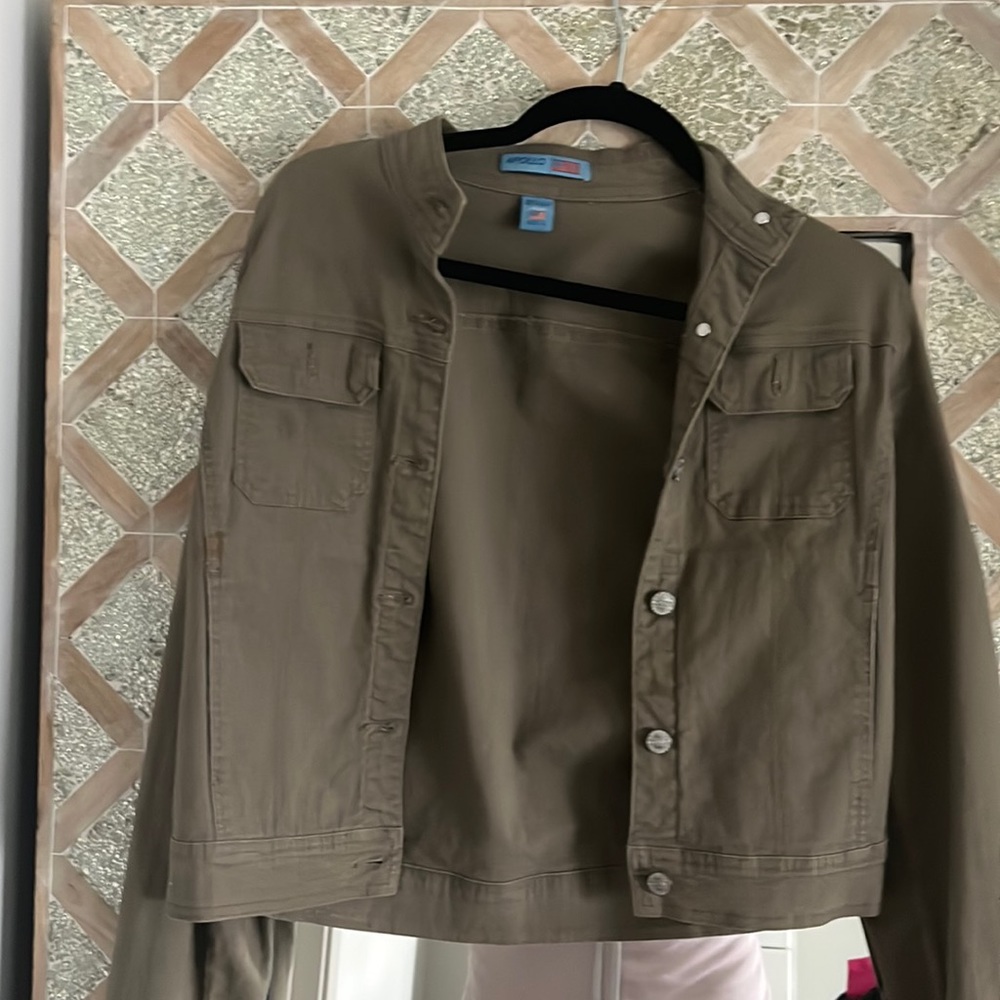 Vintage cropped army green jacket
